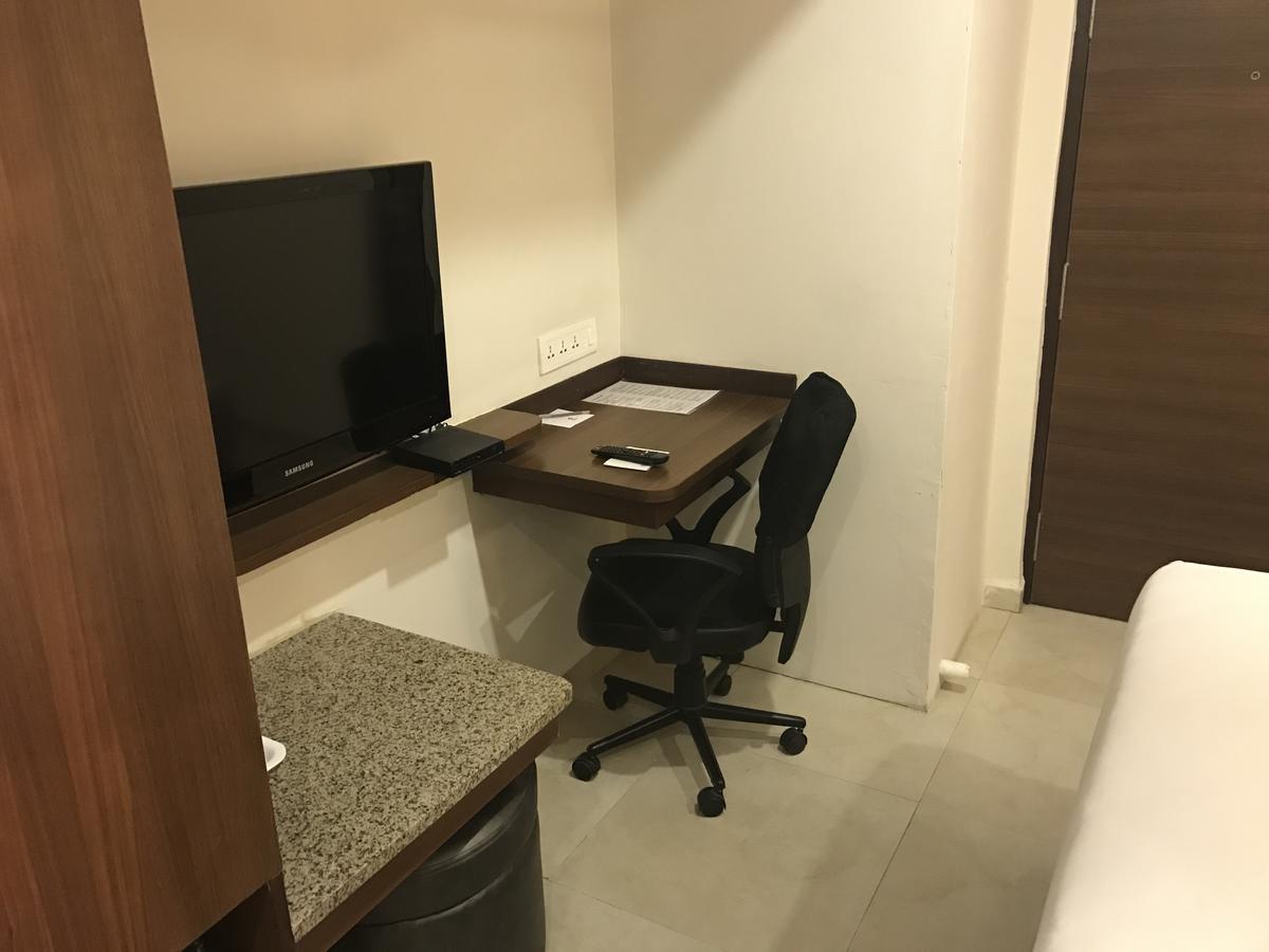Best Western Alkapuri, Вадодара Екстер'єр фото