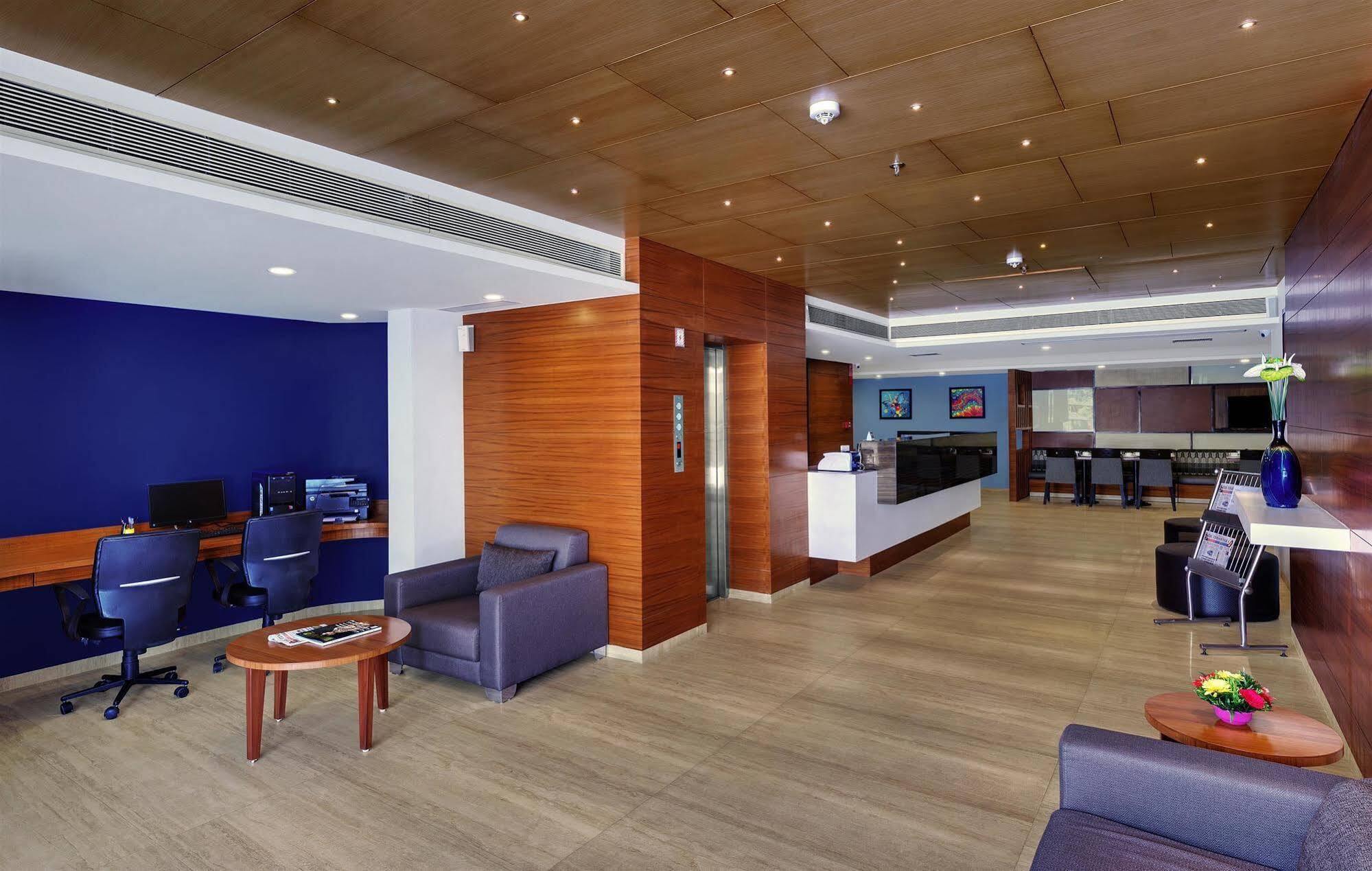 Best Western Alkapuri, Вадодара Екстер'єр фото