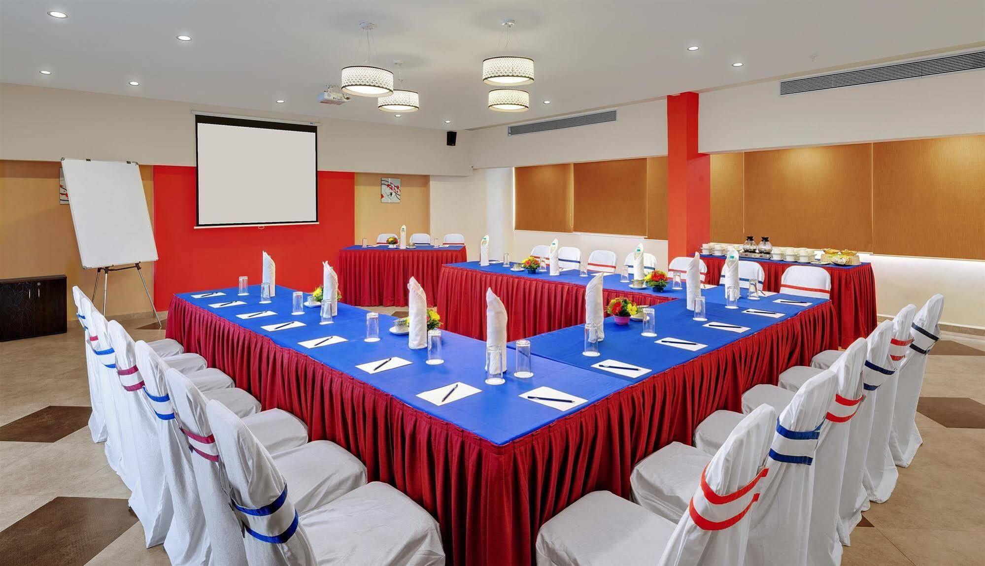 Best Western Alkapuri, Вадодара Екстер'єр фото