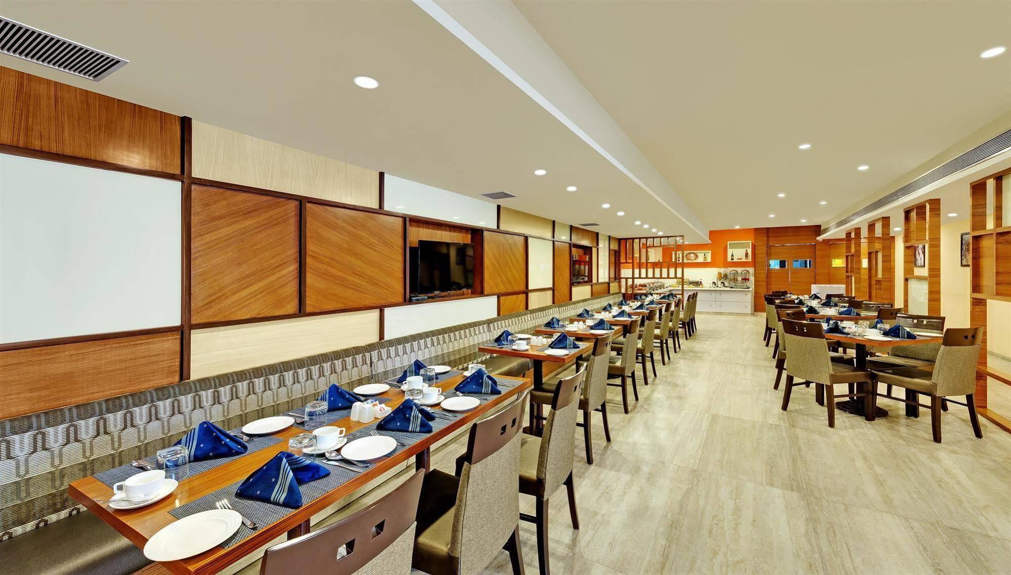 Best Western Alkapuri, Вадодара Екстер'єр фото