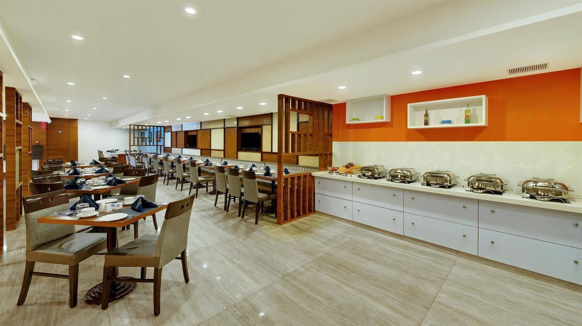 Best Western Alkapuri, Вадодара Екстер'єр фото