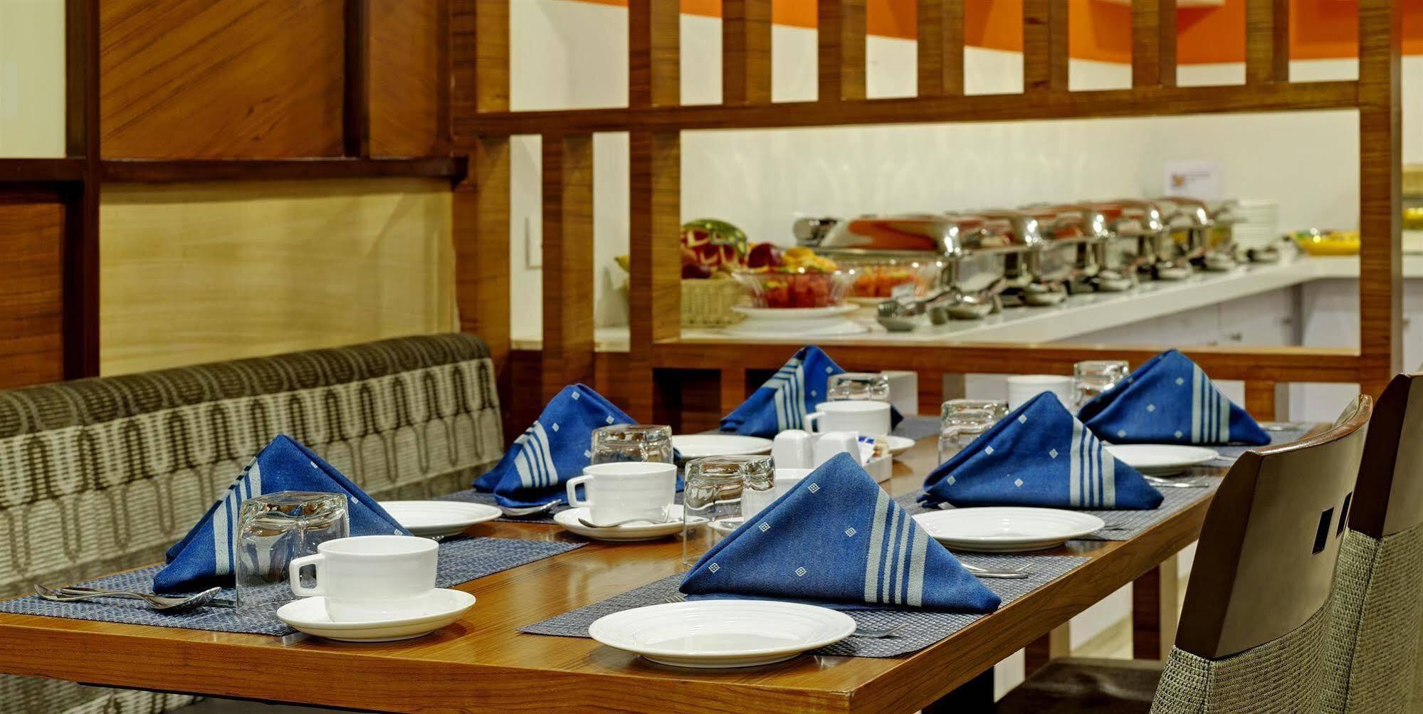 Best Western Alkapuri, Вадодара Екстер'єр фото